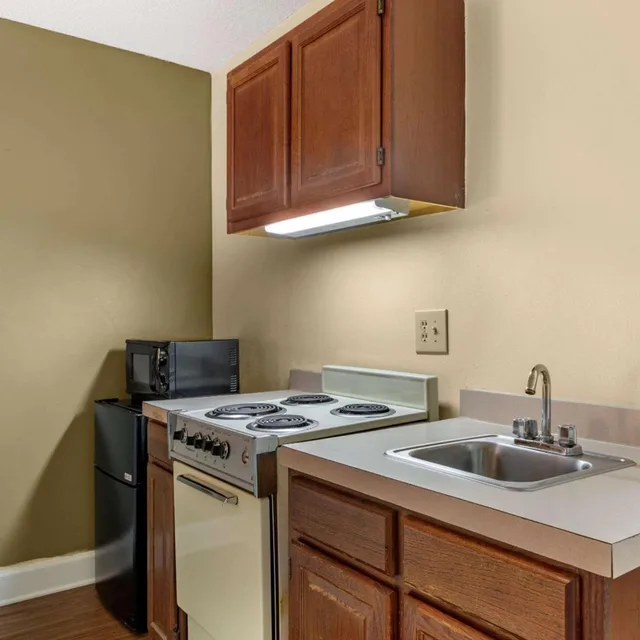جناح بسرير كوين، Econo Lodge Inn & Suites Lugoff - Sc 8/9