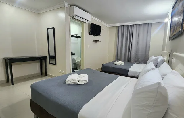 Standard, Quadruple, Double and Twin Beds, Bocagrande Cartagena de Indias 3/10