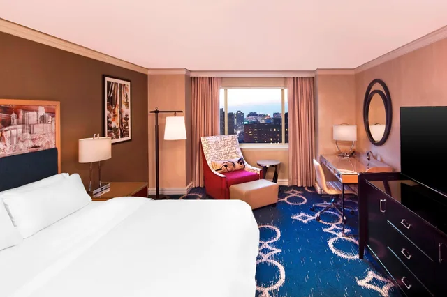 غرفة ديلوكس بسرير كينج، The Westin Philadelphia 3/5