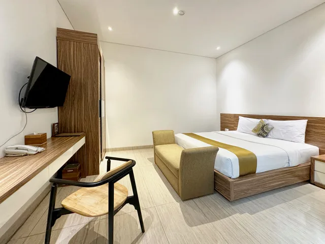 Business, Suite, Rasuna Icon Hotel 3/7