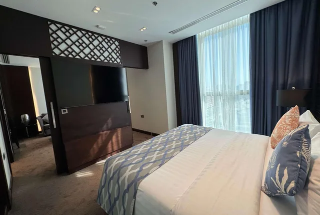 Diplomat, Suite, King Bed, Ramada Encore Hotel by Wyndham Doha 3/10