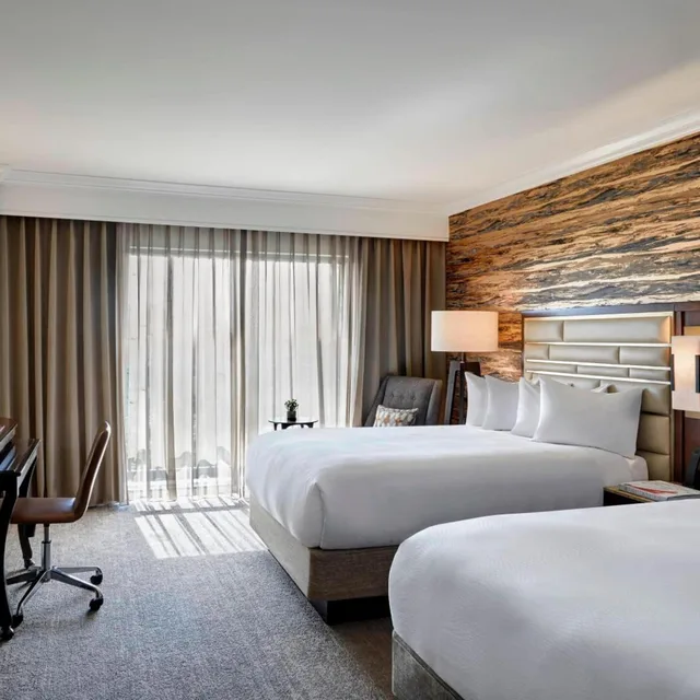 Deluxe, 2 Queen Beds, French Balcony، JW Marriott San Antonio Hill Country Resort & Spa 2/4
