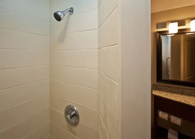 غرفة بسرير كينج، Americinn By Wyndham Hartford Sd 2/2