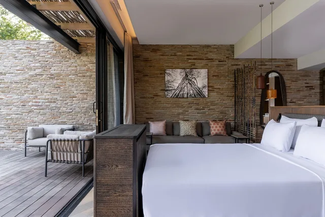 Premium, Suite, King Bed, Private Pool, Radisson Safari Hotel Hoedspruit 1/3