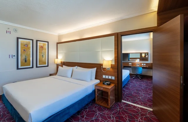 Family, King Bed, Crowne Plaza Hotel Amman 1/8