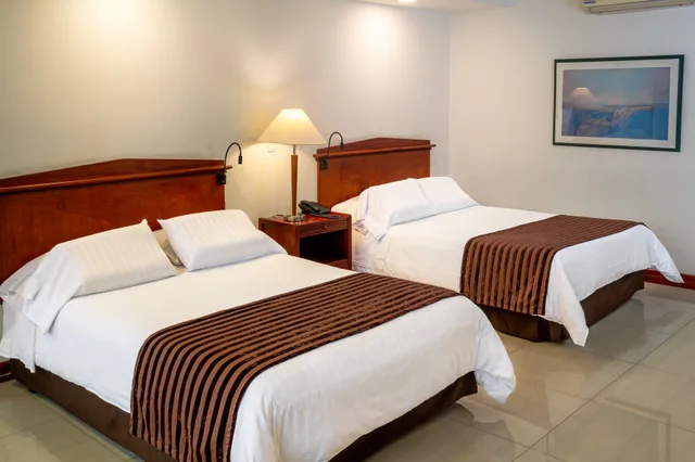 غرفة تنفيذية بسريرين منفصلين، Torre de Cali Plaza Hotel 3/9