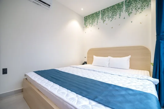 Deluxe, Single, Queen Bed, Bin Bin Hotel 16 - Near Bui Vien Walking Street 6/10