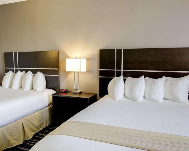 غرفة بسريرين كوين، Quality Inn & Suites Bryan-College Station 3/3
