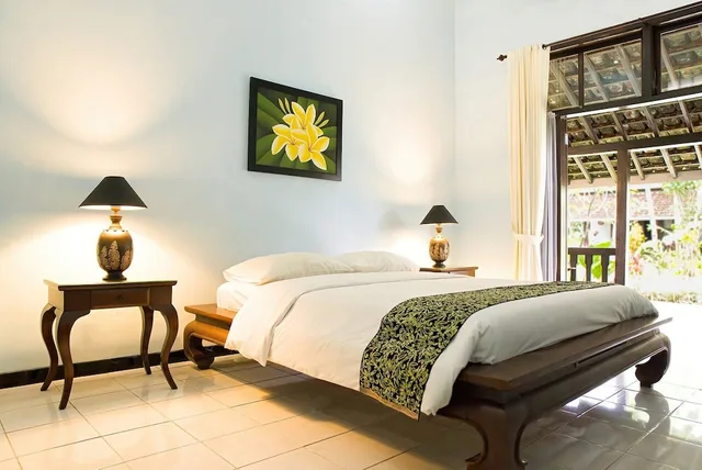 غرفة سوبيريور بسرير كوين، Margo Utomo Eco Resort 1/2