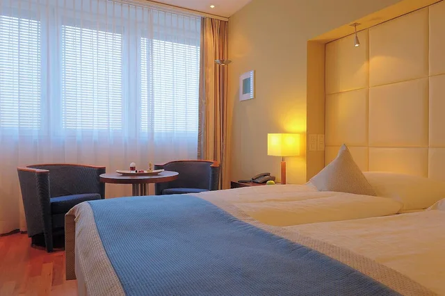 غرفة بريميوم بسرير كينج، Radisson Blu Hotel St Gallen 1/2