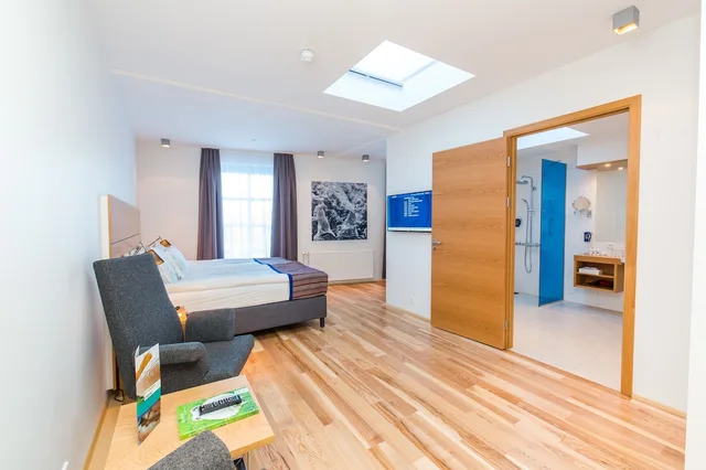 غرفة بسرير كوين، Park Inn By Radisson Reykjavik Keflavik Airport 7/19