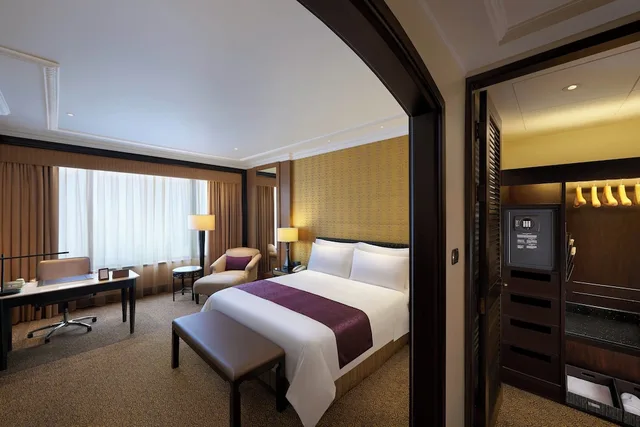 غرفة فاخرة بسرير كينج بإطلالة، Sheraton Grande Sukhumvit 3/5