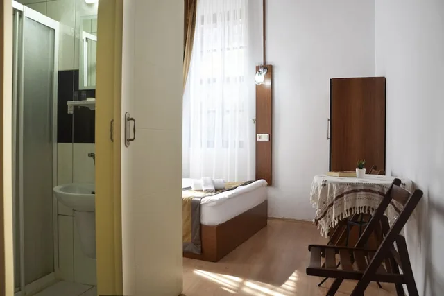 Dedekonak Pension، أنطاليا 49/50