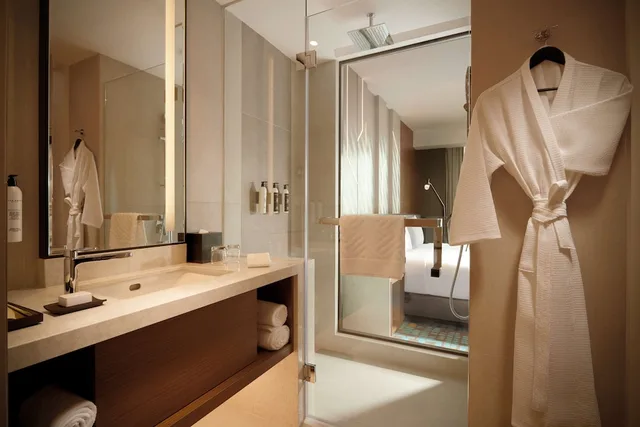غرفة قياسية بسرير كينج، DoubleTree by Hilton Shah Alam i-City 6/7