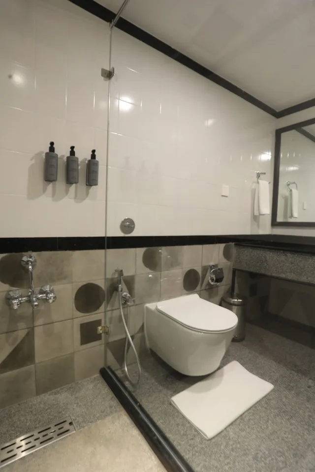 غرفة تنفيذية بسريرين منفصلين، THE INTERNATIONAL HOTEL 3/3