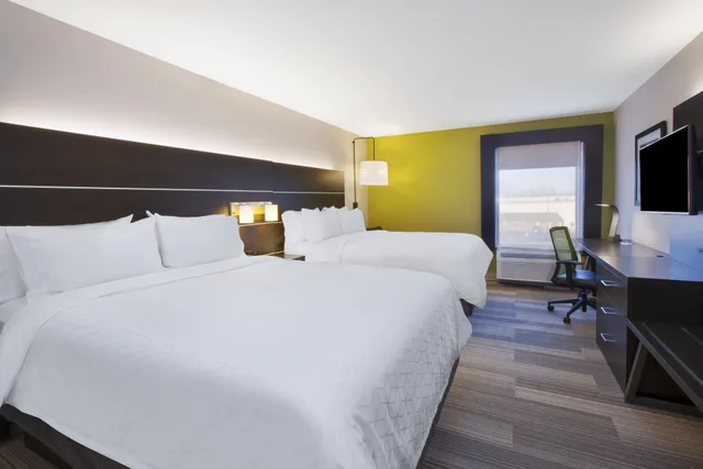غرفة بسريرين كوين، Holiday Inn Express Tiffin 1/2