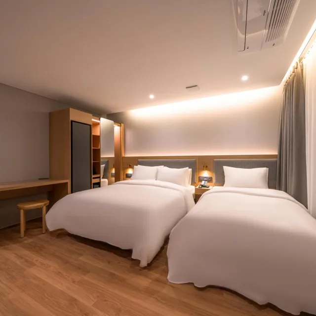 غرفة ديلوكس بسريرين منفصلين، Comfort inn Yeouido 3/10