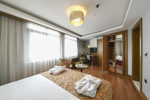 غرفة سوبيريور بإطلالة على البحر بشرفة، Grand Star Hotel Bosphorus 7/10