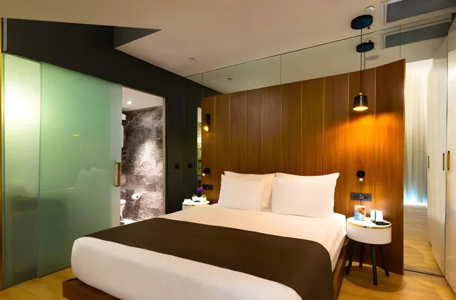 Loft, Suite, Queen Bed, Sofa, Balcony، The Craton Hotel 1/1