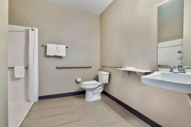 غرفة ديلوكس رباعية، Motel6 Norman, OK 9/10