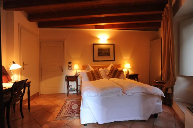 غرفة قياسية بسرير مزدوج، Albergo Orologio 9/10