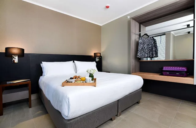 غرفة بسرير كينج، Best Western Ferrat 2/3