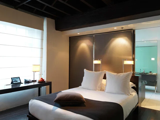 استوديو بسرير كينج، ESTABLISHMENT HOTEL 3/5