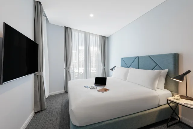 1 Bedroom, Coast, Suite, Meriton Suites Surfers Paradise 1/1