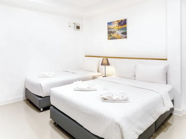 Room, Triple, 1 Queen and 1 Single Bed, Grand Sattahip Hotel 1/4