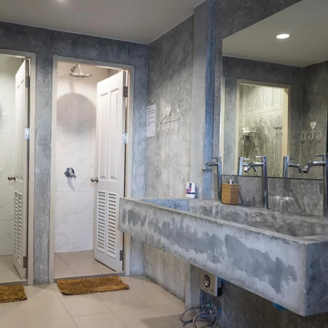 سكن مشترك مختلط، Yoo Yen Pen Sook Hostel 3/5