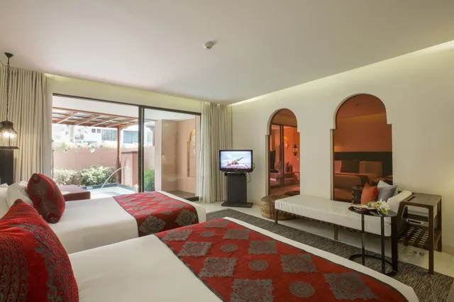 Pool, Suite، Marrakesh Hua Hin Resort And Spa 6/8