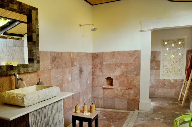 غرفة ديلوكس بسرير كوين، CORAL VIEW VILLAS 4/4