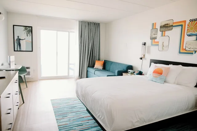 2 Rooms, Suite, King Bed, King and Queen Bed, Dune View, Sofa, Balcony, Atlantic OceanFront Inn 2/2