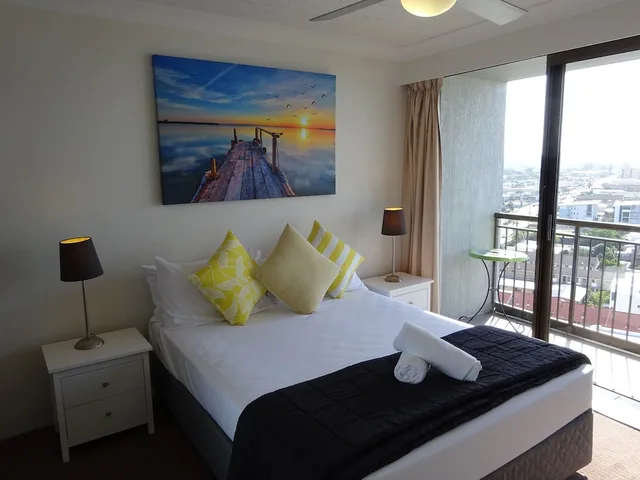 4 Bedrooms, Apartment, 4 Beds, 2 Queen Beds, Beach Front, Ocean View، ROYAL PALM RESORT 6/10
