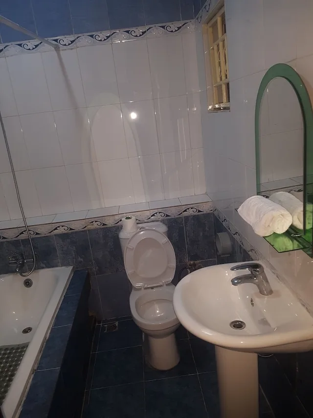 غرفة تنفيذية بسرير مزدوج، Zeina Suites Abuja 3/4