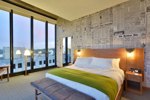 جناح بغرفتي نوم، The Lismore Hotel Eau Claire A Doubletree By Hilton 2/7