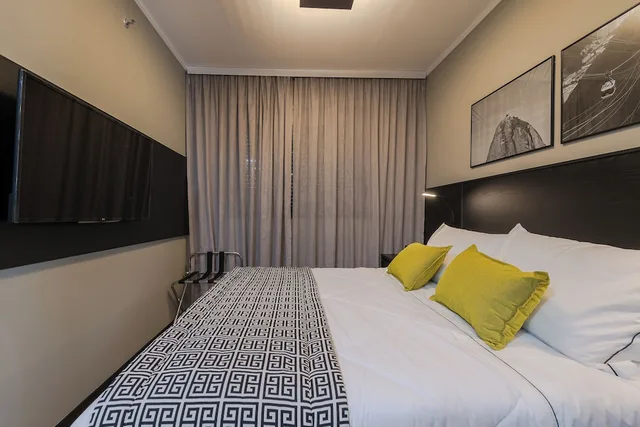 غرفة بزنس ثلاثية بسرير كوين مع أريكة، I Am Design Hotel Residence 6/10