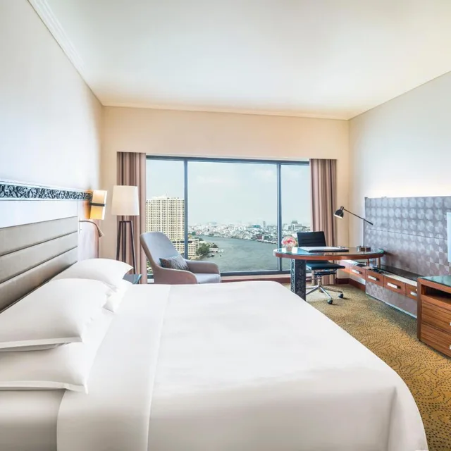 غرفة ديلوكس بسرير كينج بإطلالة على النهر، Royal Orchid Sheraton Riverside Hotel Bangkok 1/8