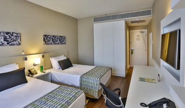 Superior Twin, Quality Hotel Sao Caetano 4/9