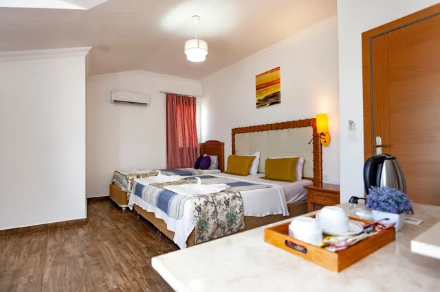 غرفة عائلية بسرير كينج وسرير فردي، London Hotel 4/5