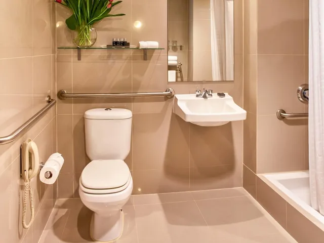 Superior, 2 Double Beds, Pullman Lima San Isidro 4/6