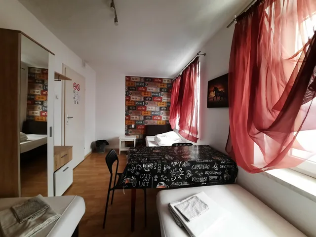 غرفة ثلاثية بحمام مشترك، Lorf Hostel&Coffee 4/4