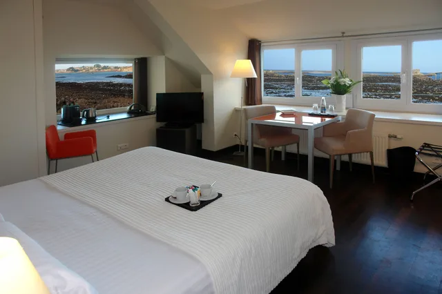 Deluxe, Double Bed, Sea View, HOTEL LE TEMPS DE VIVRE 3/5