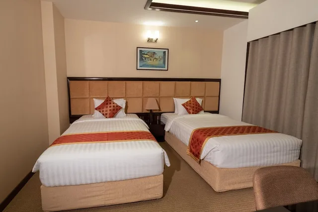 غرفة بريميوم بسريرين منفصلين، After Hours Residence 1/3