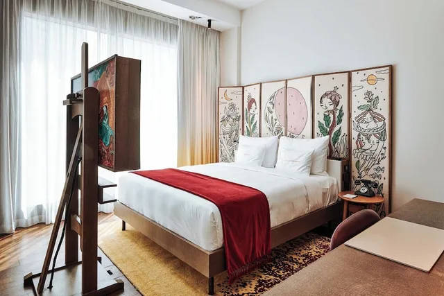 Artist, Village, Suite, King Bed, Museum View، 25hours Hotel Dubai One Central 1/6