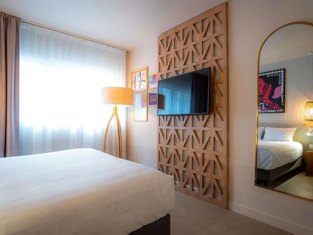 غرفة كلاسيكية بسرير مزدوج بإطلالة على المدينة، Mercure St Raphael Centre Plage 7/10