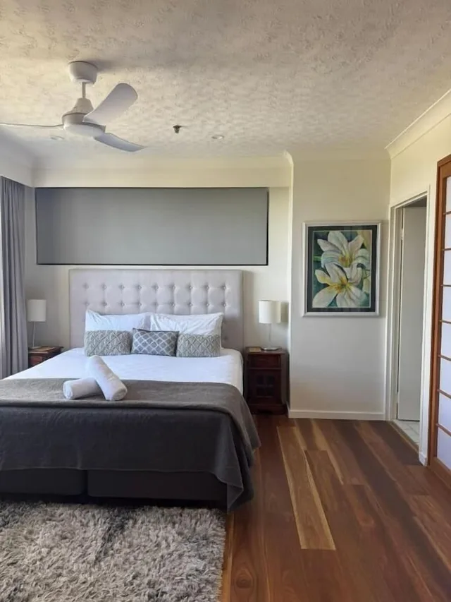 3 Bedrooms, Apartment, 2 Queen and Twin Beds, Beach Front، ROYAL PALM RESORT 2/10