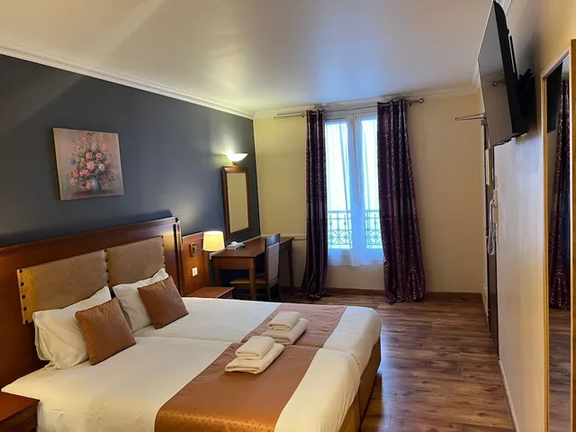 غرفة سوبيريور بسريرين منفصلين بغرفة نوم واحدة، 121 Hotel Paris 1/1