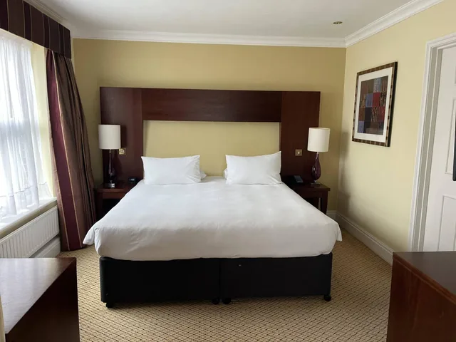 جناح بسرير كينج مع أريكة، Avisford Park Hotel 5/10