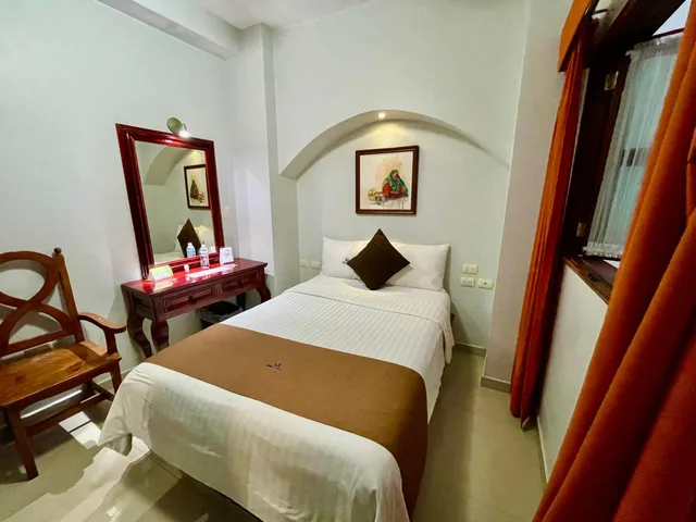 غرفة بسرير مزدوج، Hotel Puebla Plaza 3/3